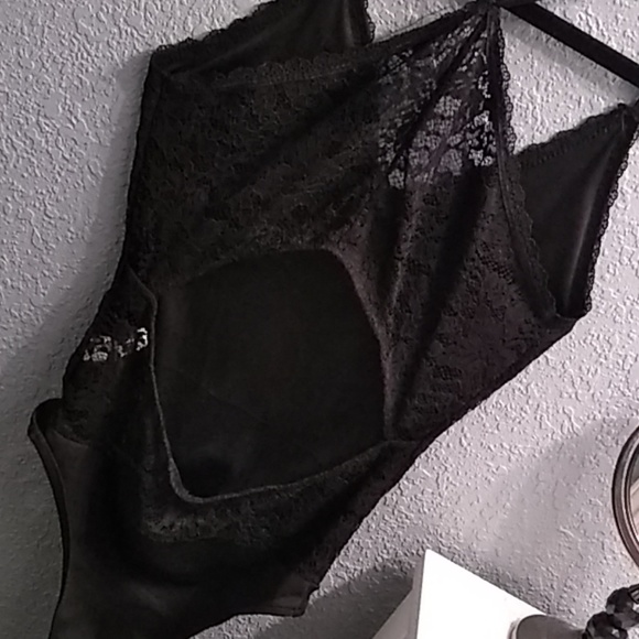 Body suit - Picture 3 of 4